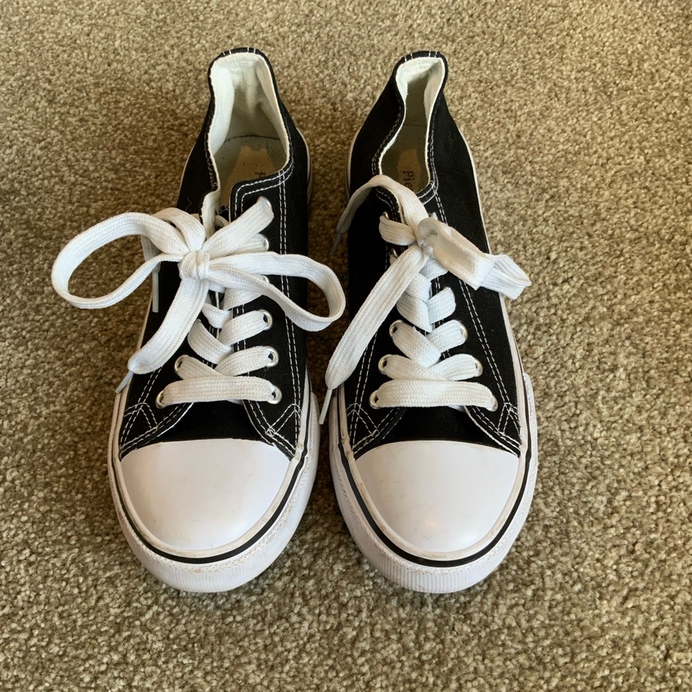 Pierre Dumas Sneakers Women’s 7 Good condition